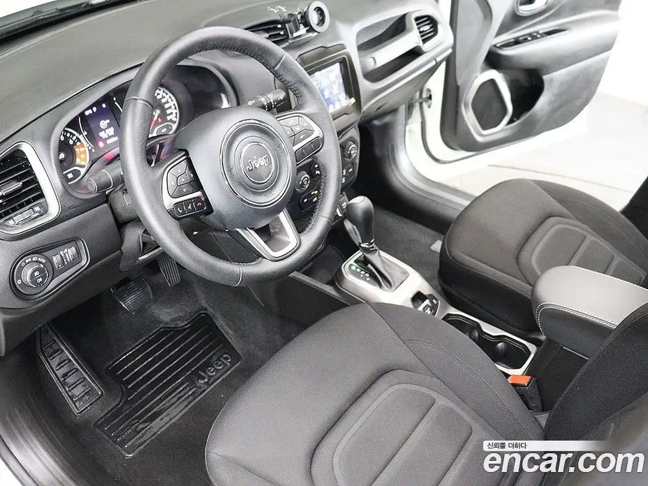 Jeep Renegade 2022 1.3 автомат (гидро), фото 18