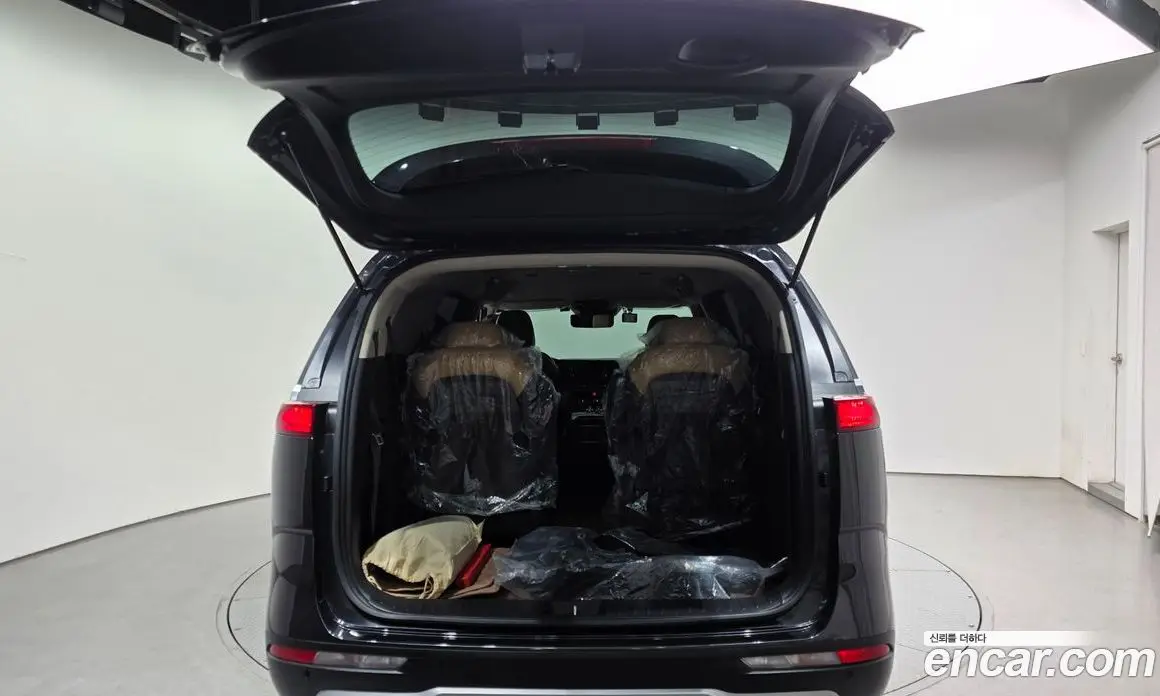 Kia Carnival 2023 3.5 автомат (гидро), фото 20 Kia Carnival 2023 3.5 автомат (гидро), фото 20