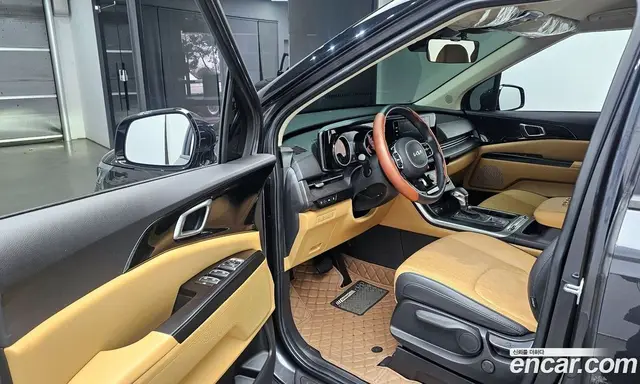 Kia Carnival 2023 3.5 автомат (гидро), миниатюра 10 Kia Carnival 2023 3.5 автомат (гидро), миниатюра 10