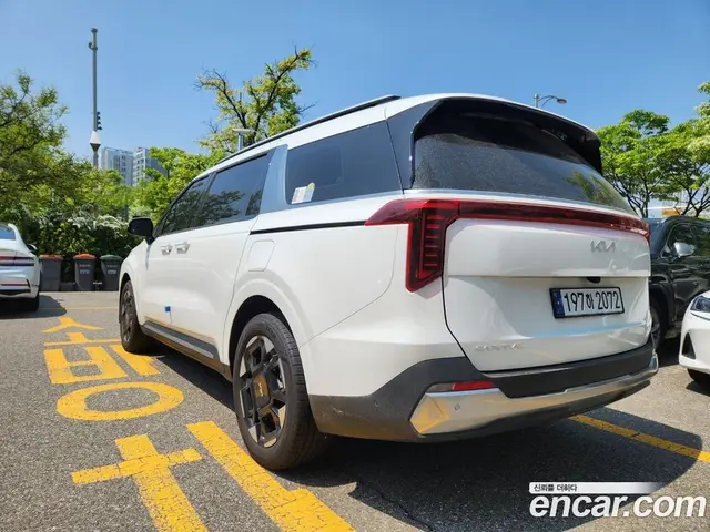 Kia Carnival 2024 1.6 автомат (гидро), миниатюра 4 Kia Carnival 2024 1.6 автомат (гидро), миниатюра 4