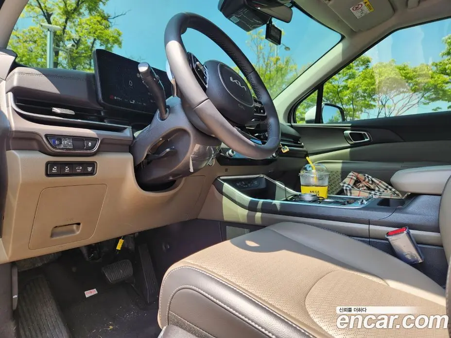Kia Carnival 2024 1.6 автомат (гидро), фото 8 Kia Carnival 2024 1.6 автомат (гидро), фото 8