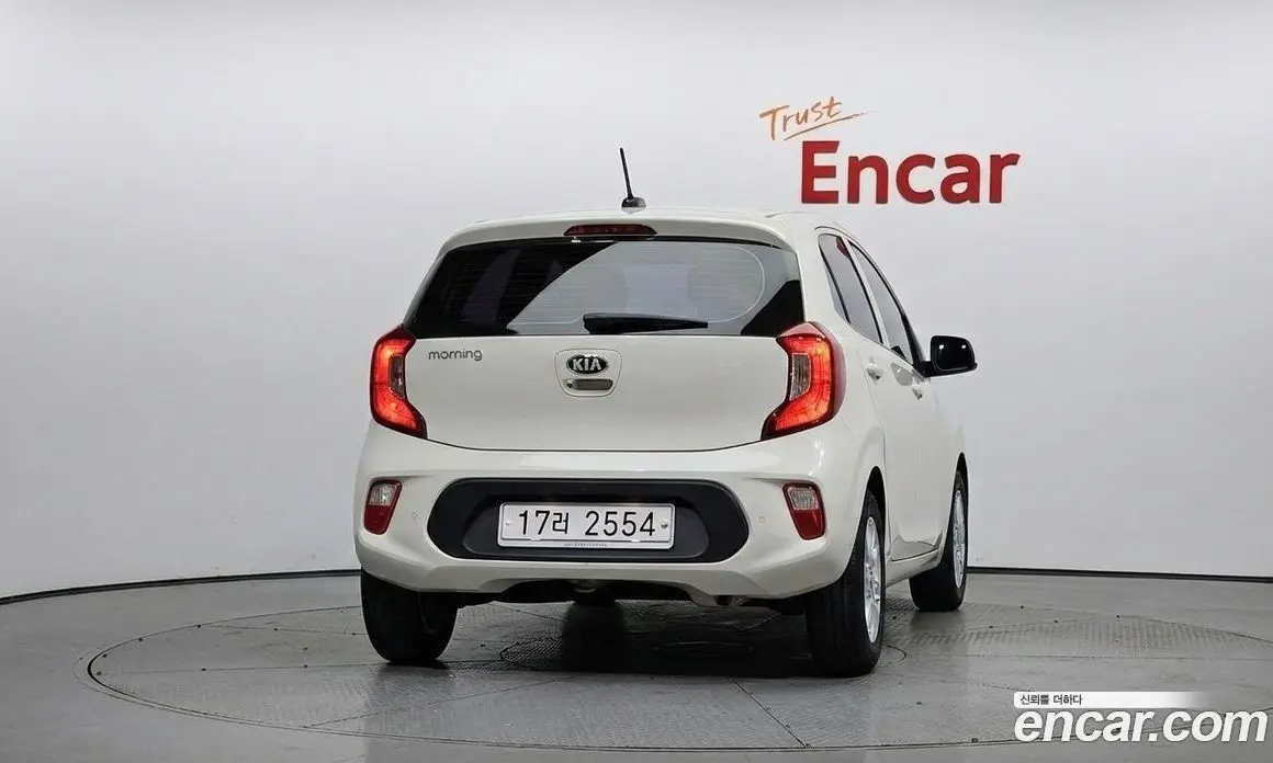 Kia Morning 2018 1.0 автомат (гидро), фото 4 Kia Morning 2018 1.0 автомат (гидро), фото 4