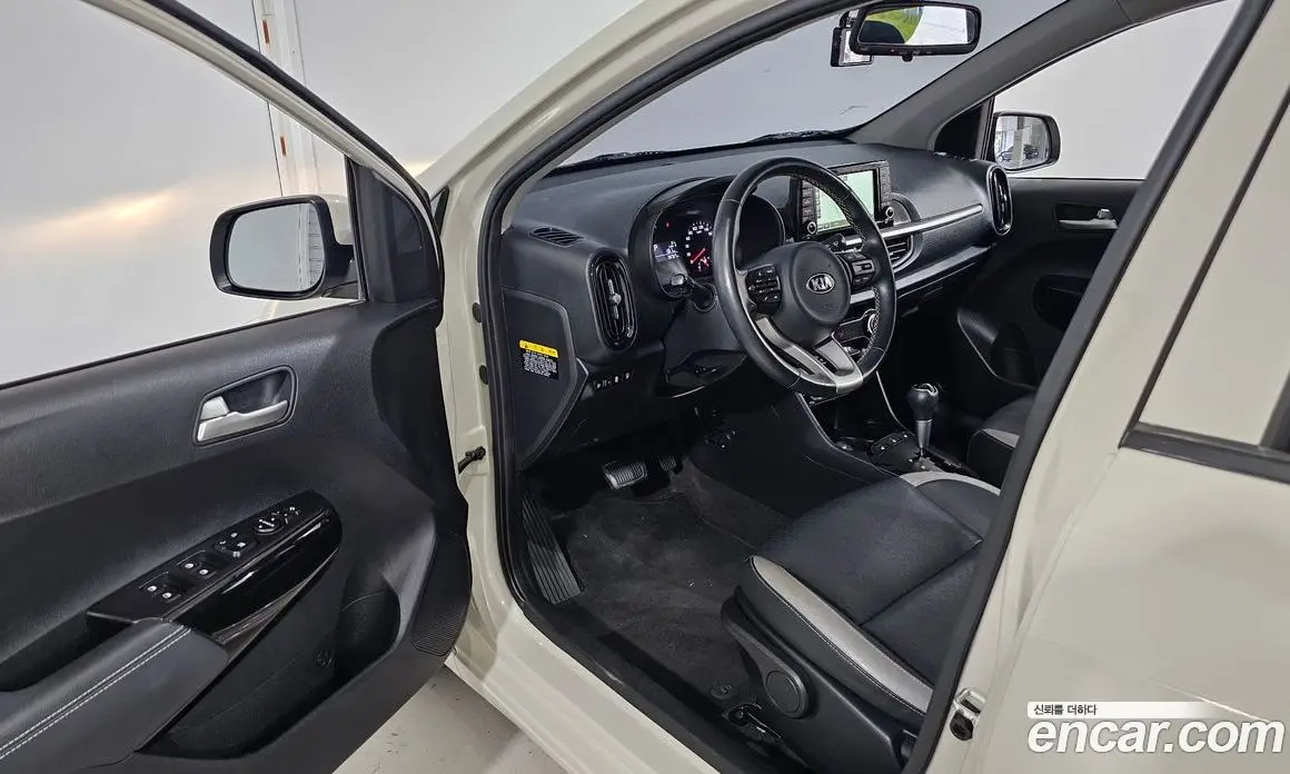 Kia Morning 2018 1.0 автомат (гидро), фото 10 Kia Morning 2018 1.0 автомат (гидро), фото 10