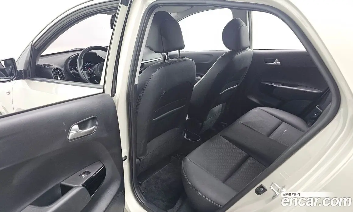 Kia Morning 2019 1.0 автомат (гидро), фото 12 Kia Morning 2019 1.0 автомат (гидро), фото 12