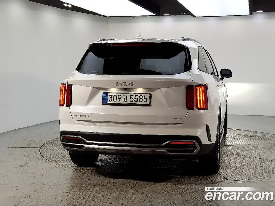 Kia Sorento 2023 1.6 автомат (гидро), фото 4 Kia Sorento 2023 1.6 автомат (гидро), фото 4