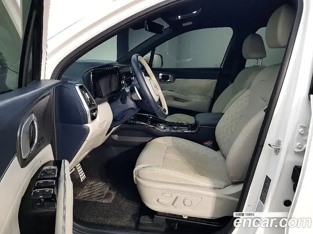 Kia Sorento 2023 1.6 автомат (гидро), миниатюра 7 Kia Sorento 2023 1.6 автомат (гидро), миниатюра 7