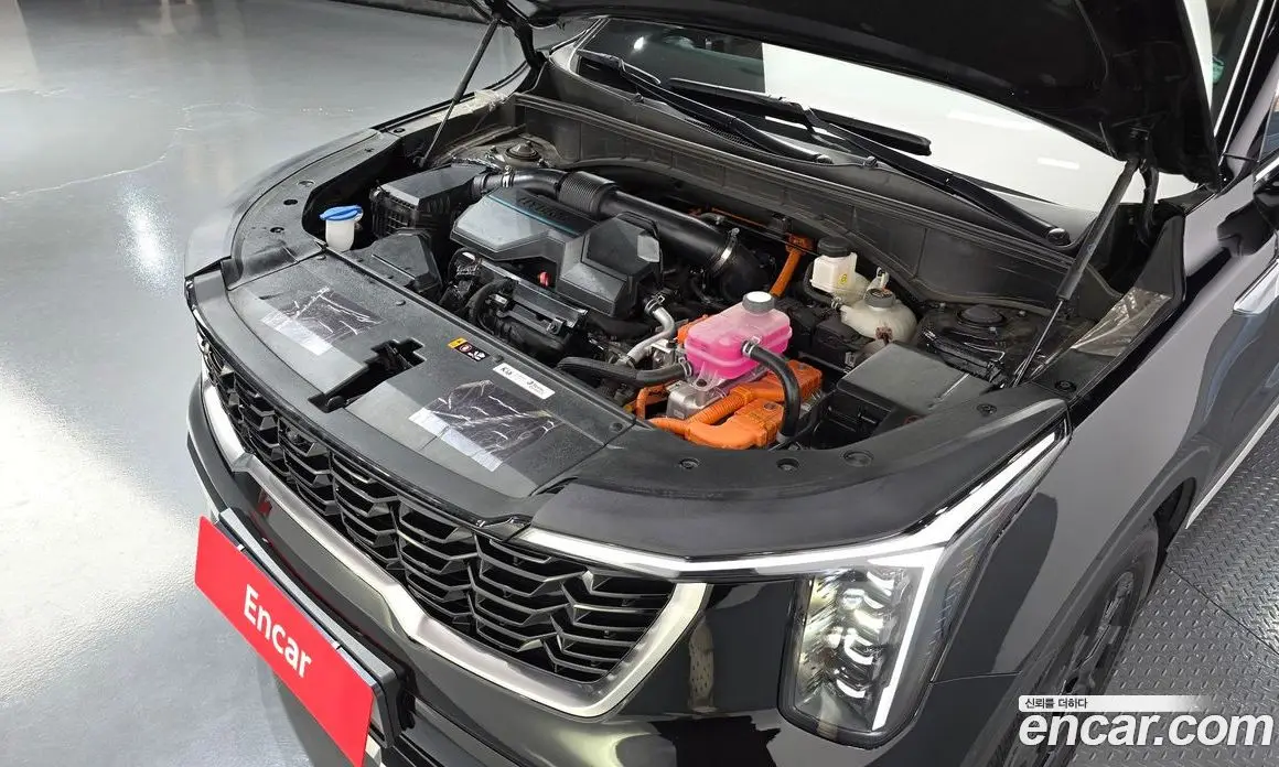 Kia Sorento 2024 1.6 автомат (гидро), фото 6 Kia Sorento 2024 1.6 автомат (гидро), фото 6