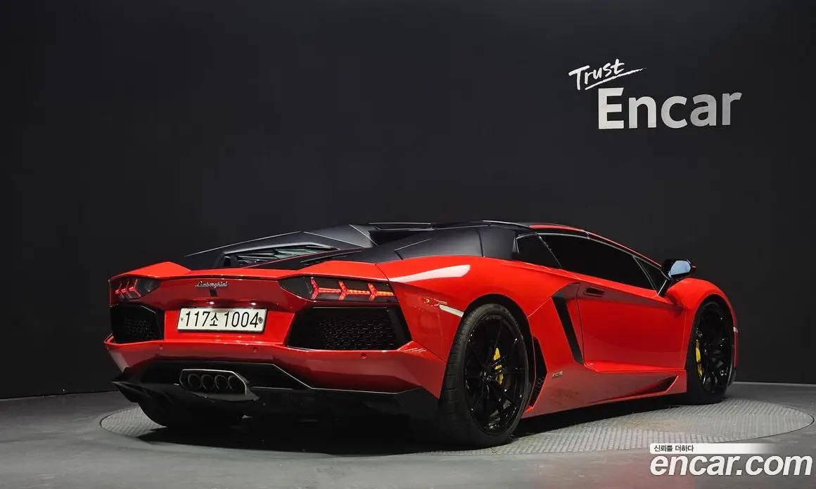 Lamborghini Aventador 2016 6.5 автомат (гидро), фото 2 Lamborghini Aventador 2016 6.5 автомат (гидро), фото 2