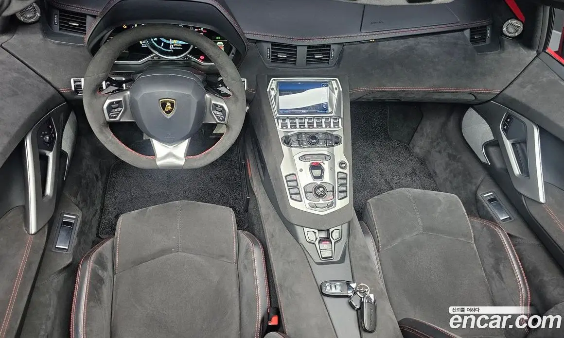 Lamborghini Aventador 2016 6.5 автомат (гидро), фото 7 Lamborghini Aventador 2016 6.5 автомат (гидро), фото 7