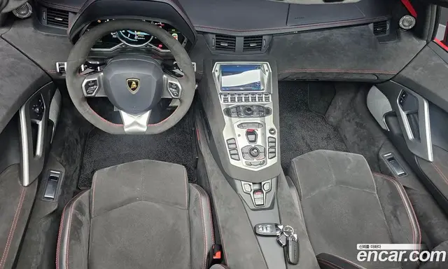 Lamborghini Aventador 2016 6.5 автомат (гидро), миниатюра 7 Lamborghini Aventador 2016 6.5 автомат (гидро), миниатюра 7