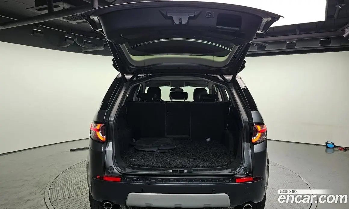 Land Rover Discovery Sport 2017 2.0 автомат (гидро), фото 20 Land Rover Discovery Sport 2017 2.0 автомат (гидро), фото 20