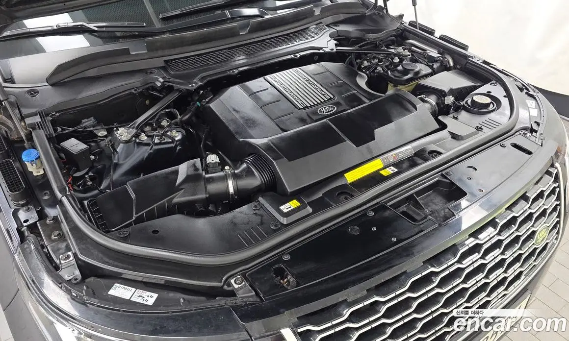 Land Rover Range Rover 2016 5.0 автомат (гидро), фото 6 Land Rover Range Rover 2016 5.0 автомат (гидро), фото 6