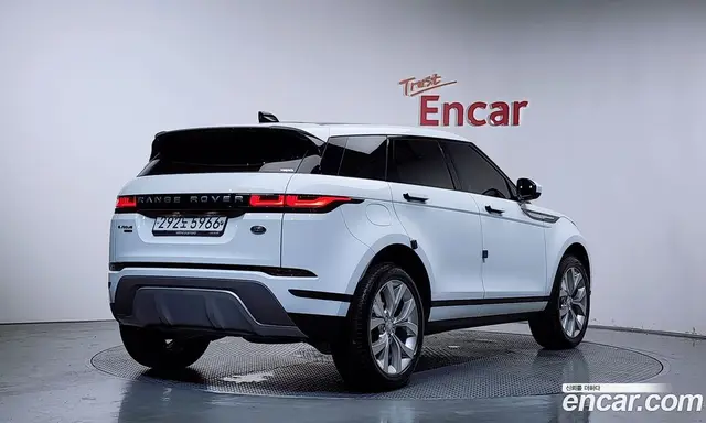 Land Rover Range Rover Evoque 2019 2.0 автомат (гидро), миниатюра 2 Land Rover Range Rover Evoque 2019 2.0 автомат (гидро), миниатюра 2
