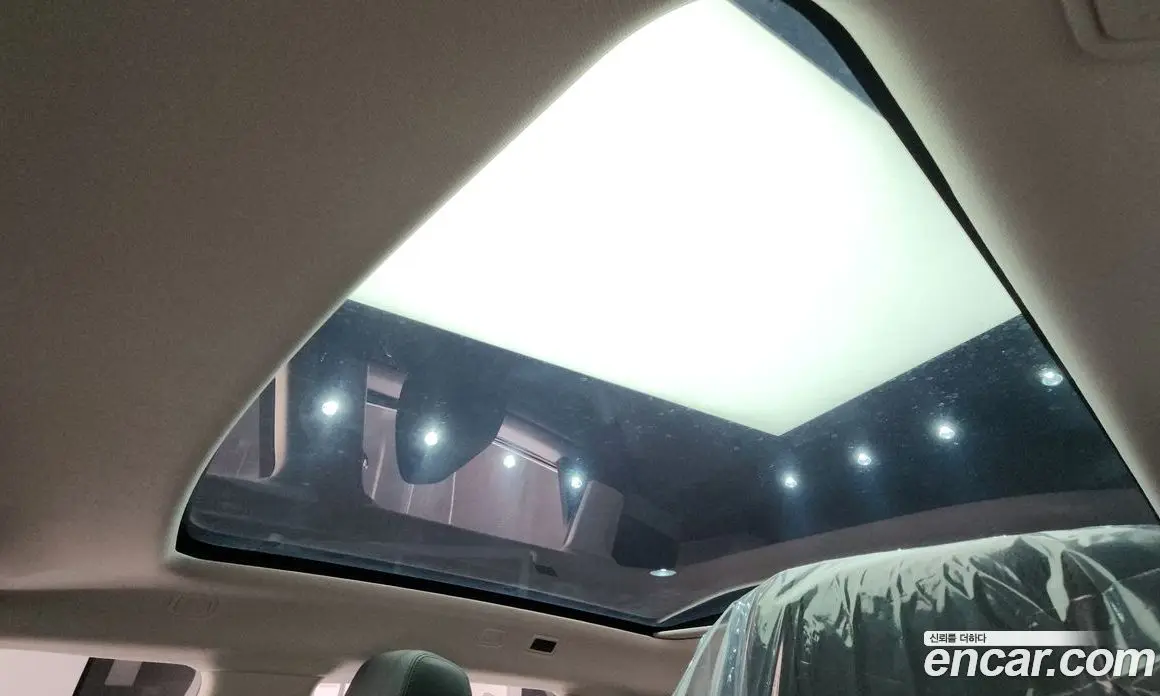 Land Rover Range Rover Evoque 2019 2.0 автомат (гидро), фото 18 Land Rover Range Rover Evoque 2019 2.0 автомат (гидро), фото 18