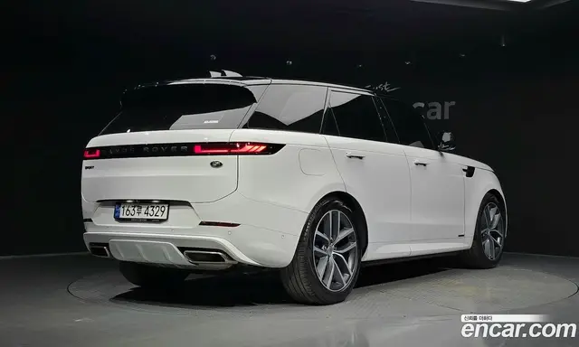 Land Rover Range Rover Sport 2023 3.0 автомат (гидро), миниатюра 2 Land Rover Range Rover Sport 2023 3.0 автомат (гидро), миниатюра 2