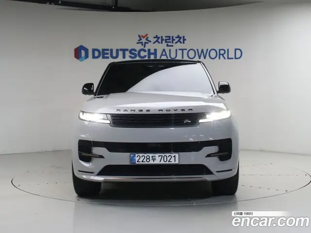 Land Rover Range Rover Sport 2025 3.0 автомат (гидро), миниатюра 3 Land Rover Range Rover Sport 2025 3.0 автомат (гидро), миниатюра 3
