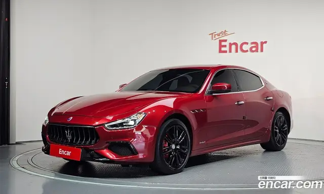 Maserati Ghibli, 2018, 120 607 км