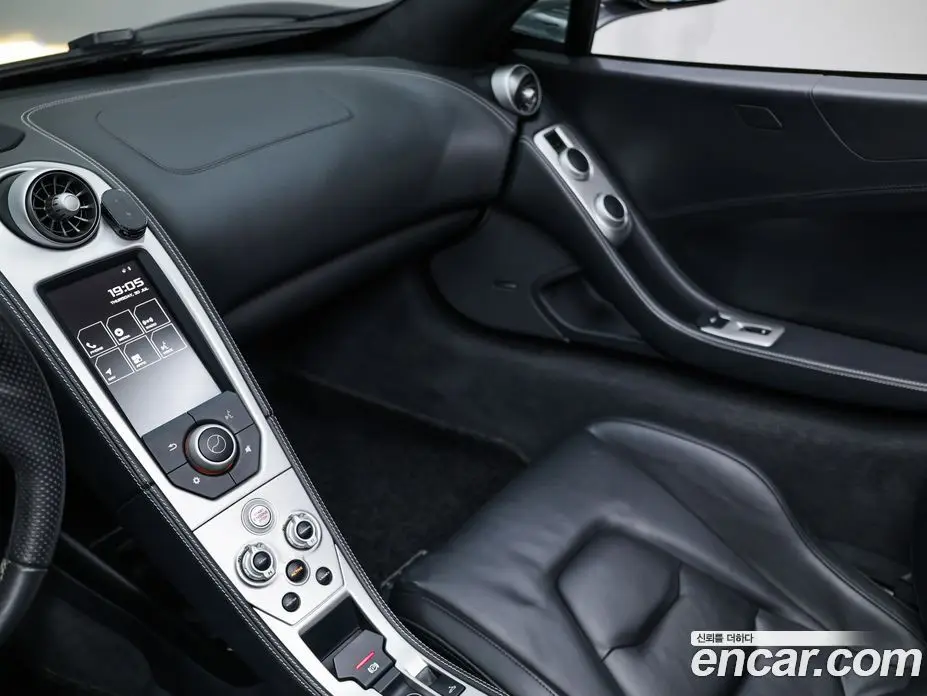 McLaren 650S 2015 3.8 автомат (гидро), фото 18