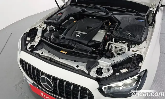 Mercedes-Benz E-Class 2022 2.0 автомат (гидро), миниатюра 6