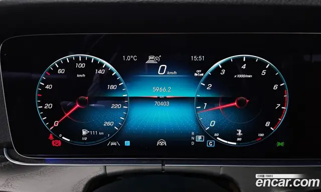 Mercedes-Benz E-Class 2022 2.0 автомат (гидро), миниатюра 8