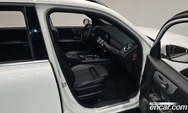 Mercedes-Benz GLB-Class 2021 1.9 автомат (гидро), миниатюра 11