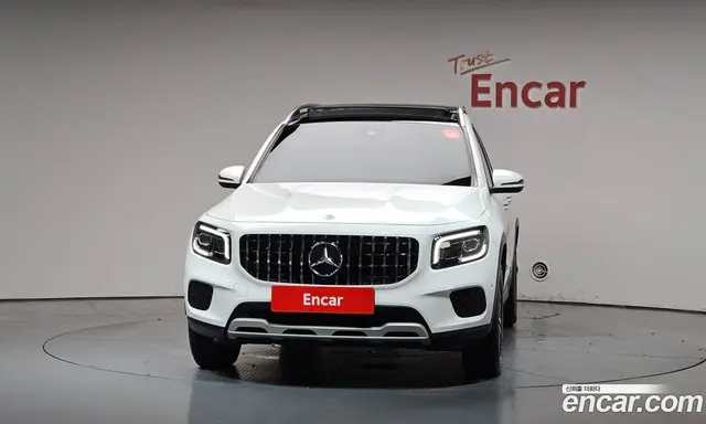 Mercedes-Benz GLB-Class 2021 1.9 автомат (гидро), миниатюра 3