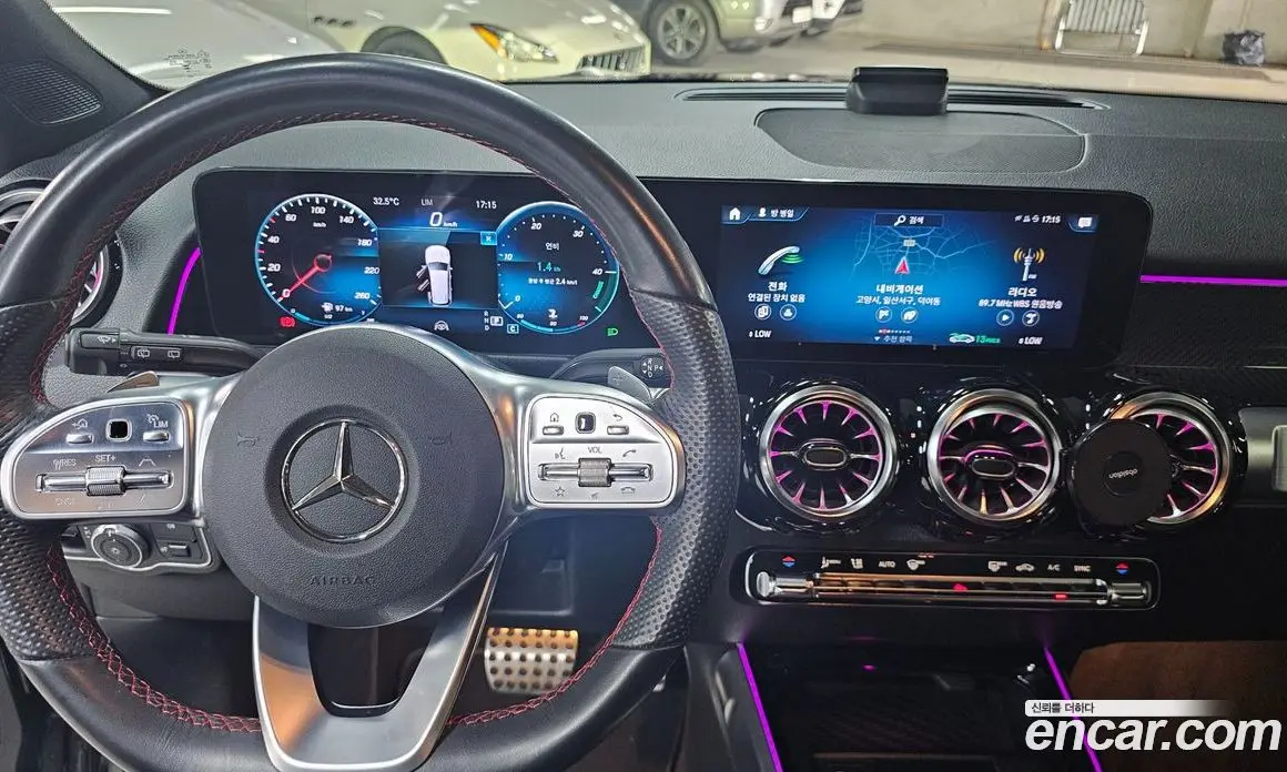 Mercedes-Benz GLB-Class 2023 2.0 автомат (гидро), фото 16