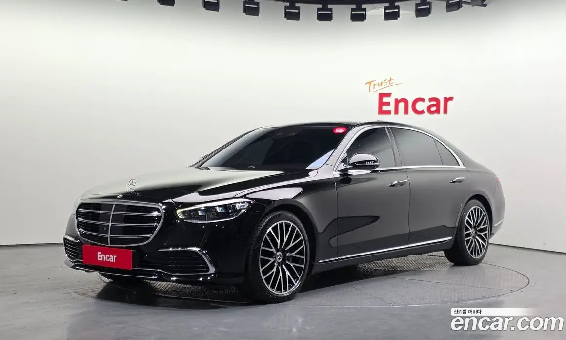 Mercedes-Benz S-Class 2022 4.0 автомат (гидро), фото 1 Mercedes-Benz S-Class 2022 4.0 автомат (гидро), фото 1