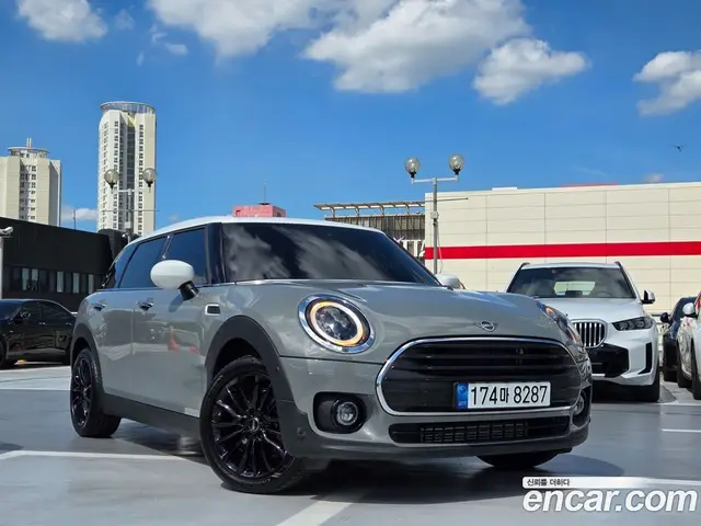 Mini Clubman, 2022, 1 080 км