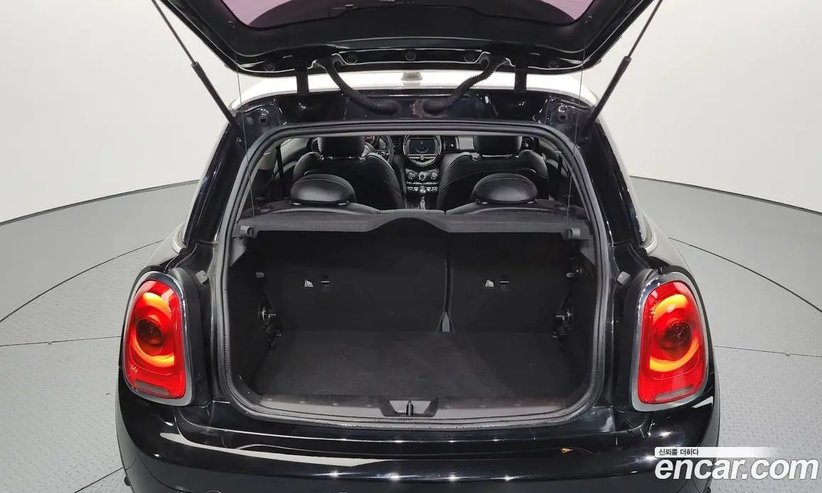 Mini Cooper 2017 1.5 автомат (гидро), фото 20 Mini Cooper 2017 1.5 автомат (гидро), фото 20
