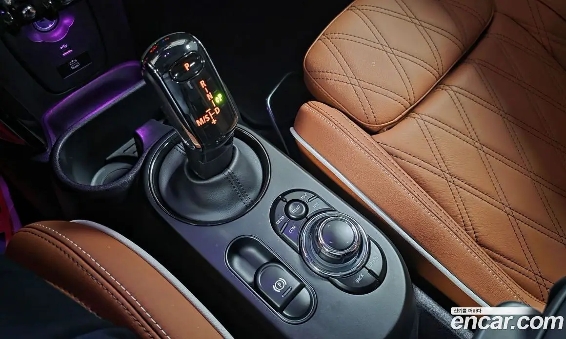Mini Cooper 2024 2.0 автомат (гидро), фото 9 Mini Cooper 2024 2.0 автомат (гидро), фото 9
