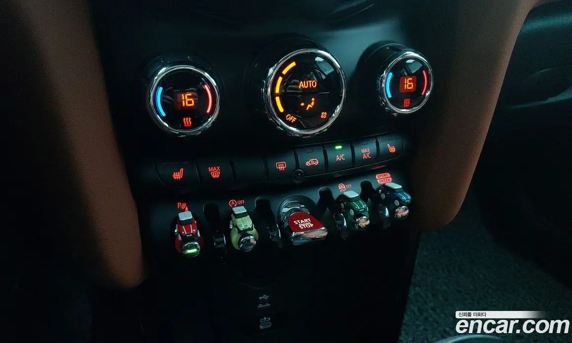 Mini Cooper 2024 2.0 автомат (гидро), фото 15