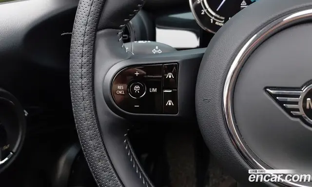 Mini Cooper 2024 2.0 автомат (гидро), миниатюра 7