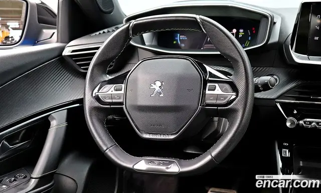 Peugeot 2008 2022 0.1 автомат (гидро), миниатюра 12