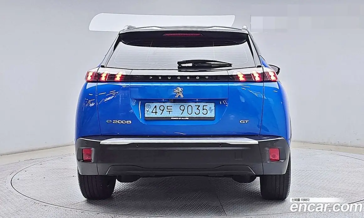 Peugeot 2008 2022 0.1 автомат (гидро), фото 4 Peugeot 2008 2022 0.1 автомат (гидро), фото 4