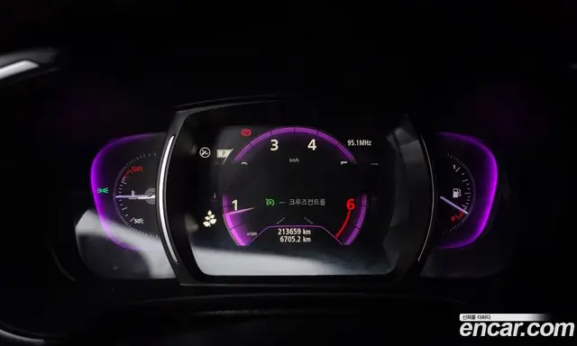 Renault (Samsung) QM6 2018 2.0 автомат (гидро), миниатюра 8 Renault (Samsung) QM6 2018 2.0 автомат (гидро), миниатюра 8