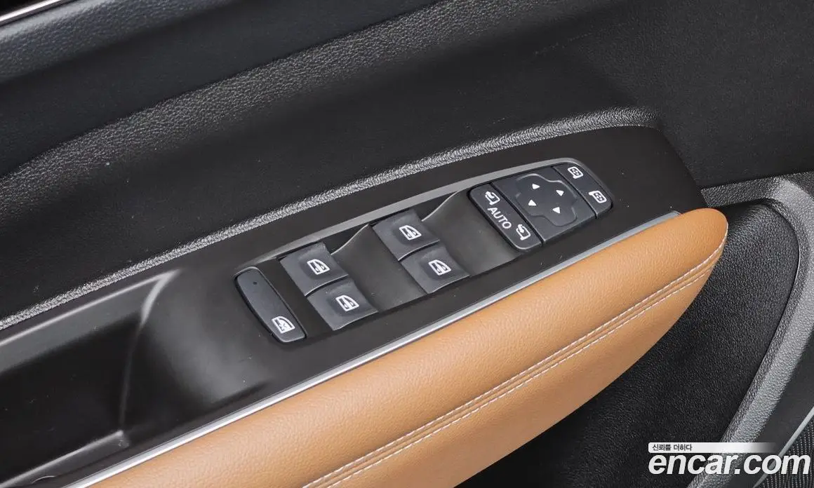 Renault (Samsung) QM6 2024 2.0 автомат (гидро), фото 17