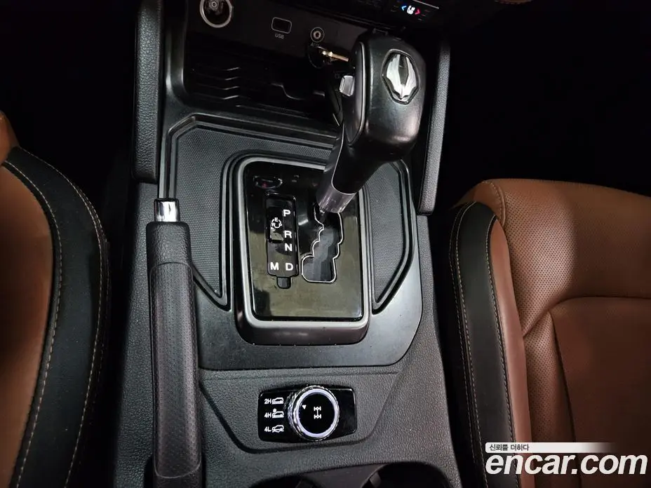 SsangYong Rexton 2019 2.2 автомат (гидро), фото 16