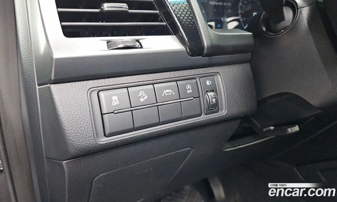 SsangYong Rexton 2022 2.2 автомат (гидро), фото 13