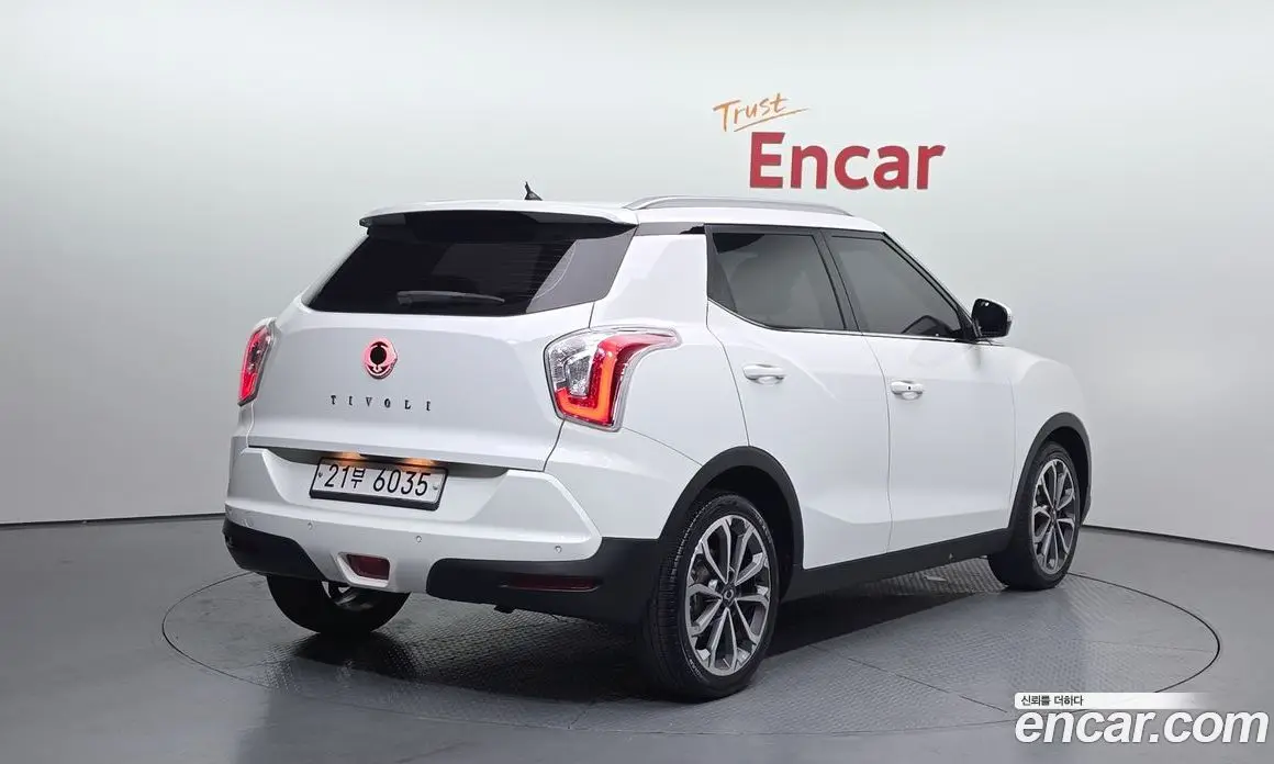 SsangYong TIBOLI 2017 1.6 автомат (гидро), фото 2 SsangYong TIBOLI 2017 1.6 автомат (гидро), фото 2