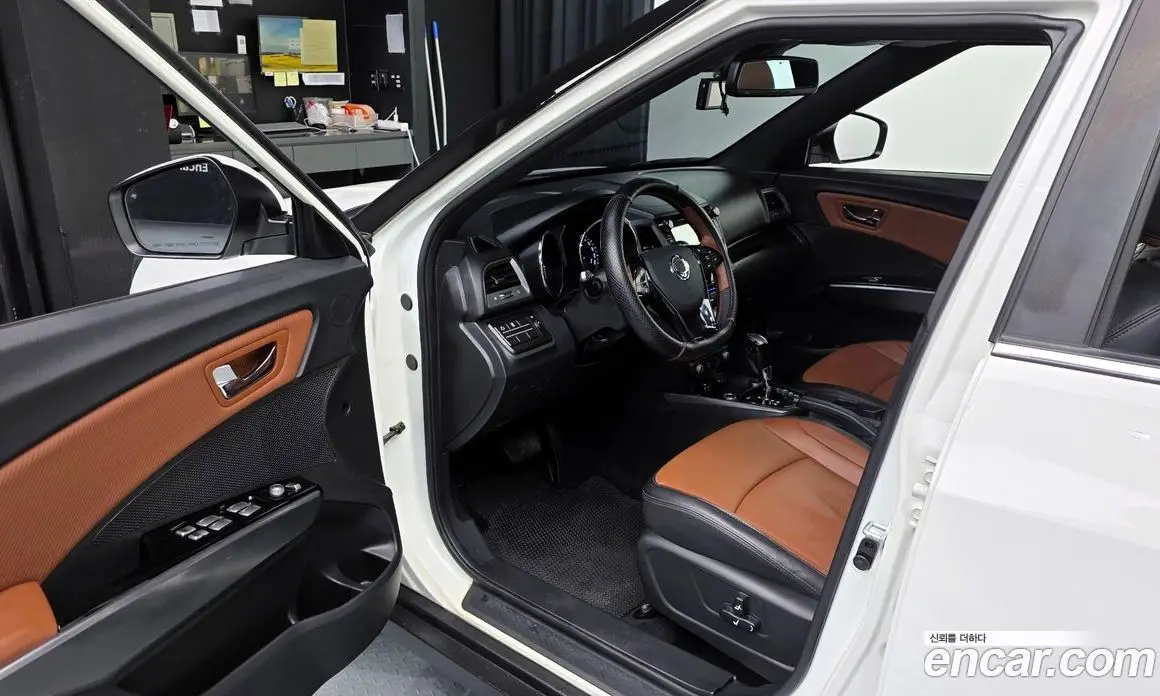 SsangYong TIBOLI 2017 1.6 автомат (гидро), фото 10 SsangYong TIBOLI 2017 1.6 автомат (гидро), фото 10