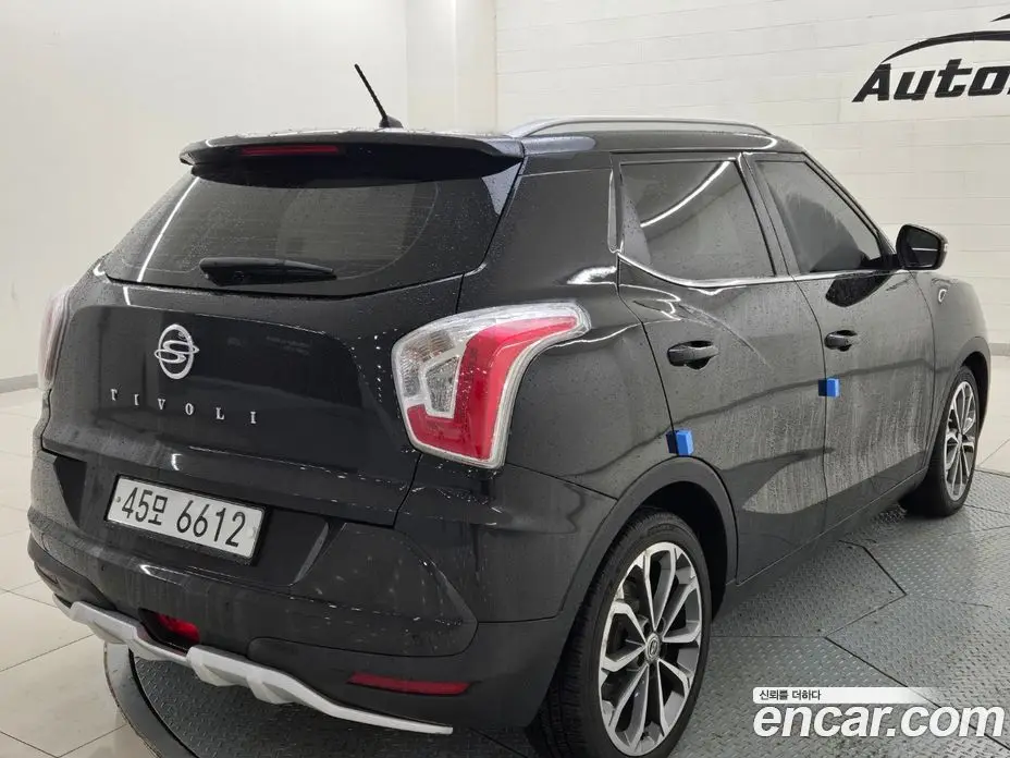 SsangYong TIBOLI 2017 1.6 автомат (гидро), фото 2 SsangYong TIBOLI 2017 1.6 автомат (гидро), фото 2
