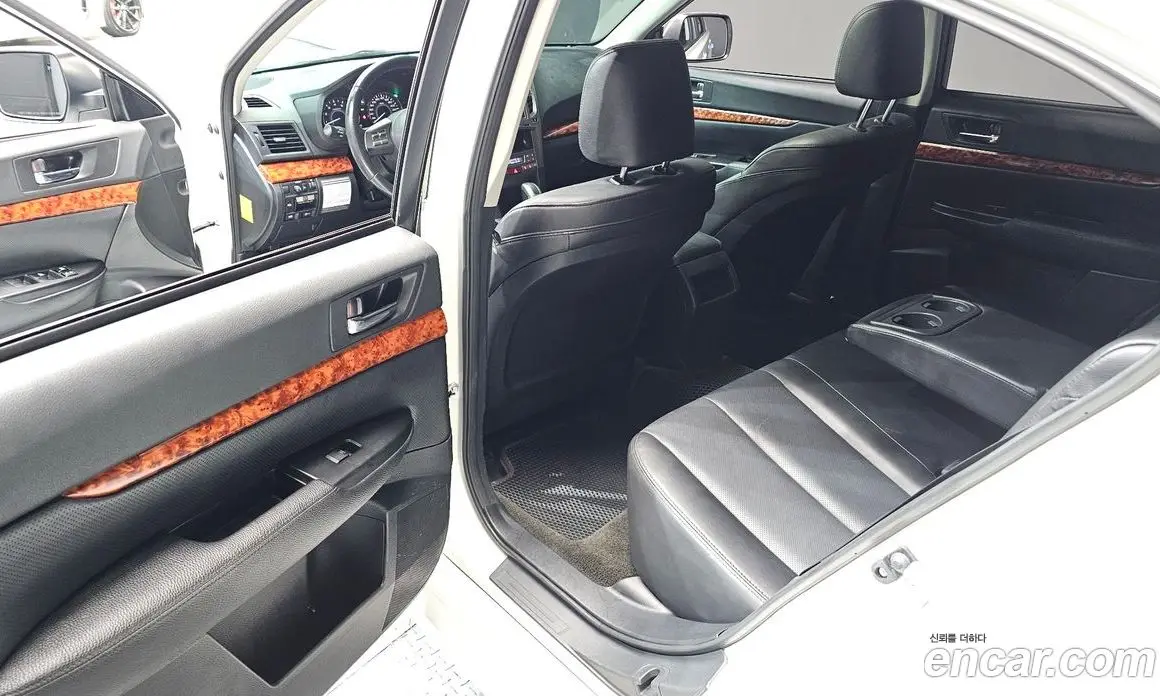 Subaru Legacy 2011 3.6 автомат (гидро), фото 11