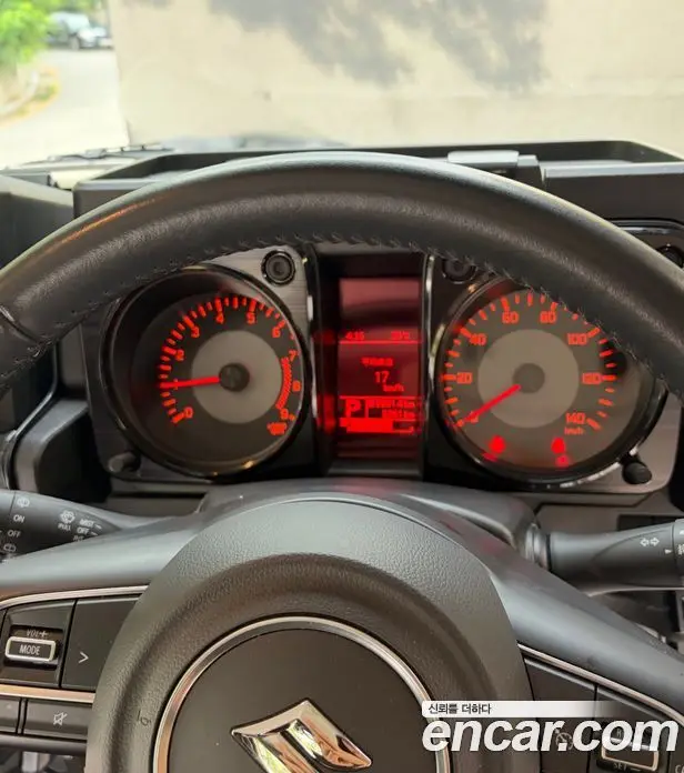 Suzuki Jimny 2021 0.7 автомат (гидро), миниатюра 8