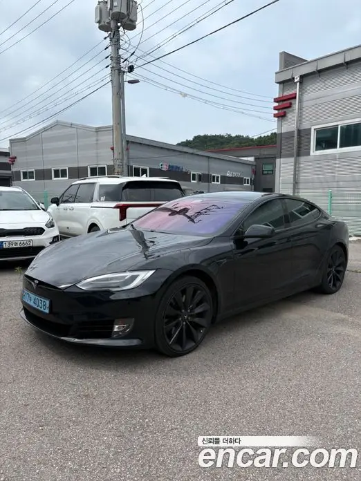 Tesla Model S, 2017, 164 000 км