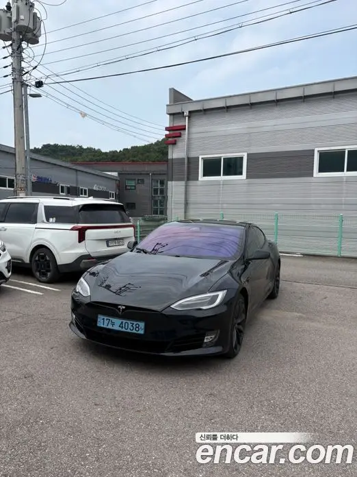 Tesla Model S 2017 автомат (гидро), фото 10 Tesla Model S 2017 автомат (гидро), фото 10