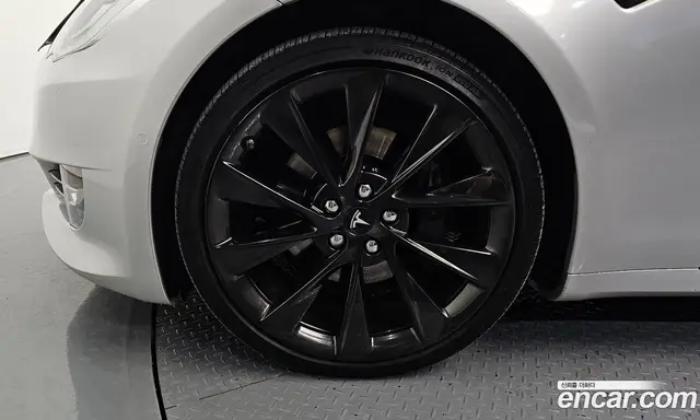 Tesla Model S 2019 0.3 автомат (гидро), миниатюра 5 Tesla Model S 2019 0.3 автомат (гидро), миниатюра 5