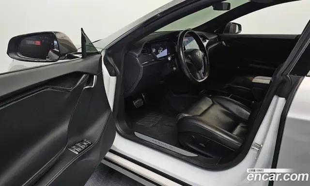 Tesla Model S 2019 0.3 автомат (гидро), миниатюра 10 Tesla Model S 2019 0.3 автомат (гидро), миниатюра 10