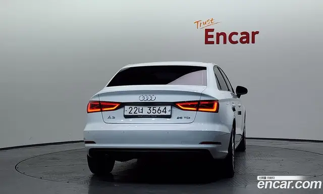 Audi A3 2015 1.6 автомат (гидро), миниатюра 4