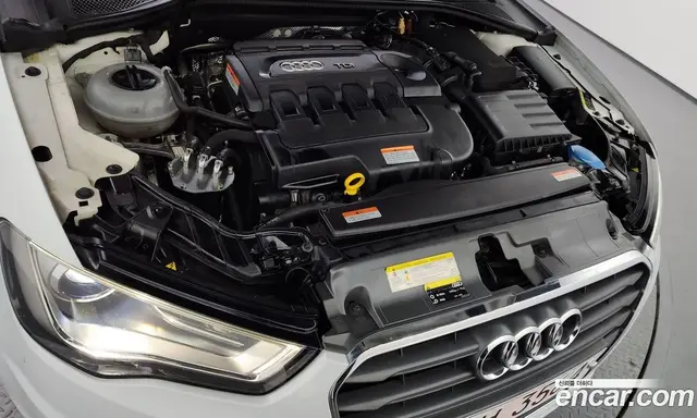 Audi A3 2015 1.6 автомат (гидро), миниатюра 6